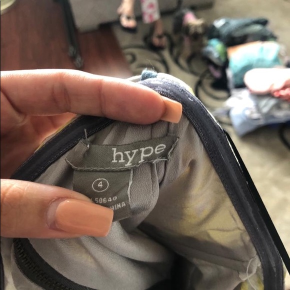 Dress - Picture 2 of 3